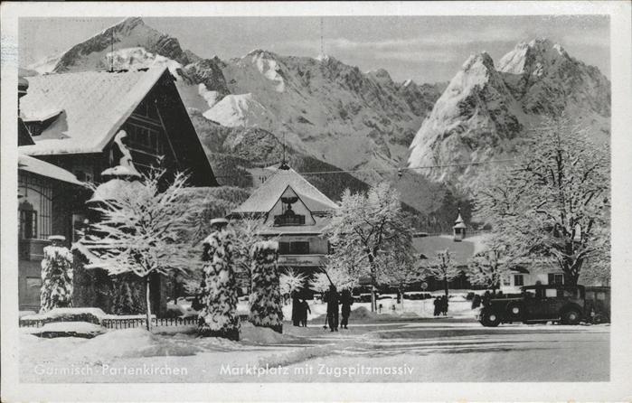 GARMISCH-PARTENKIRCHEN Bayern Marktplatz Zugspitzmassiv