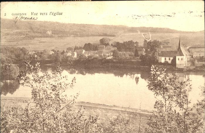 Godinne Vue vers l eglise