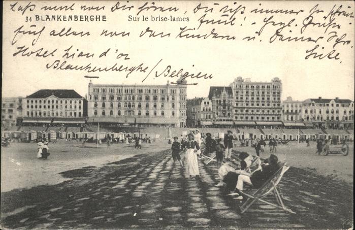 Blankenberghe Sur le Brise-lames