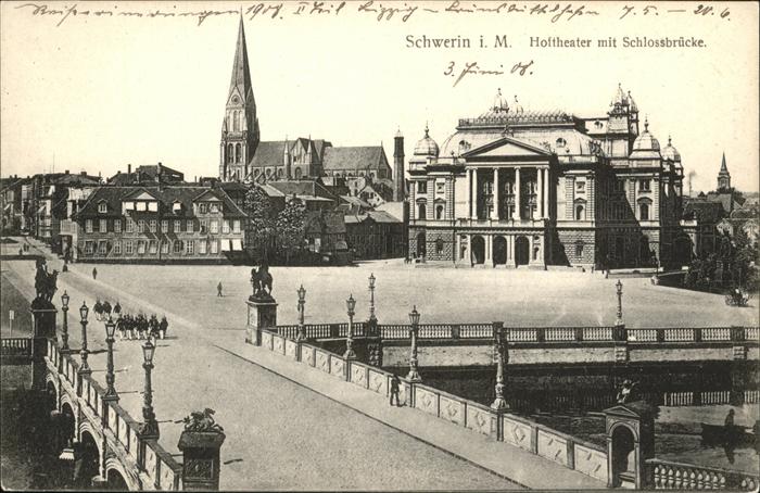 Schwerin Mecklenburg Hoftheater Schlossbrücke