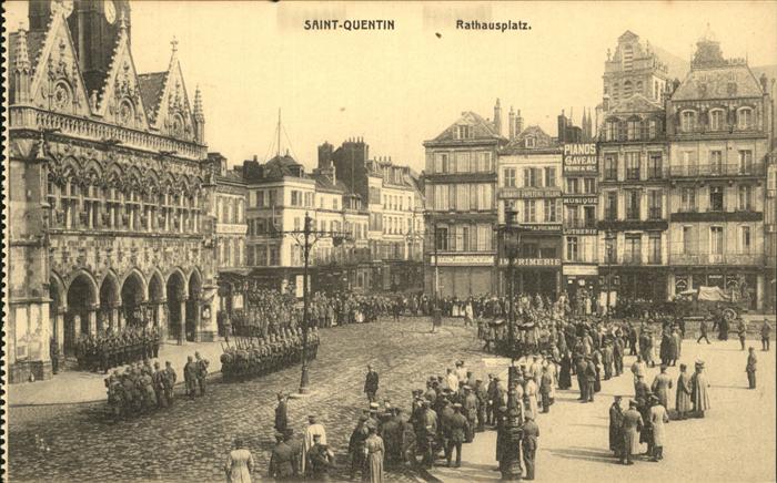 St Quentin Aisne Rathausplatz