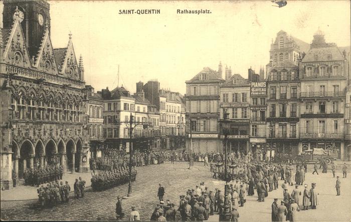 St Quentin Aisne Rathausplatz