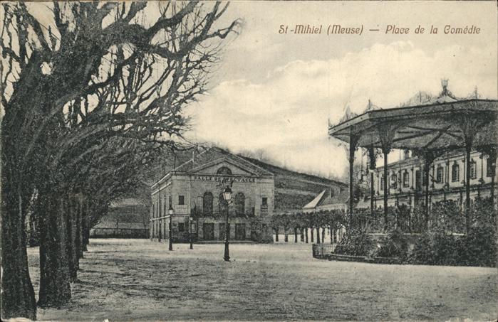 Saint-Mihiel Place de la Comedie