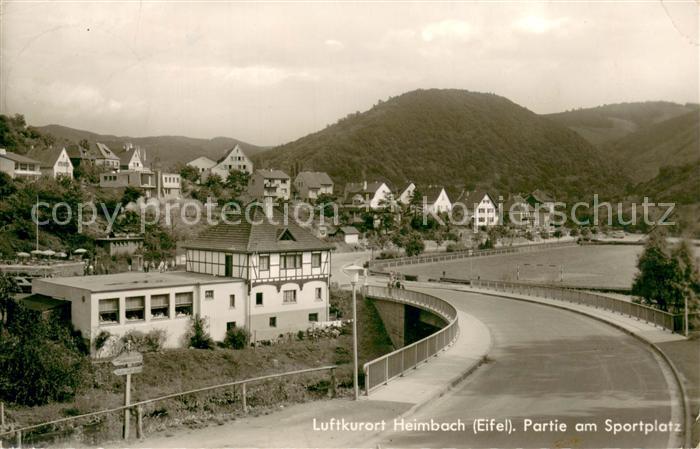 Heimbach Eifel Patie am Sportplatz