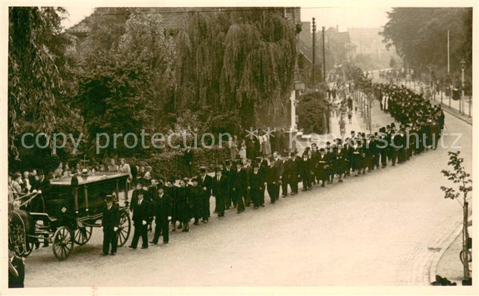 Rheda-Wiedenbrueck Trauerzug bei einer Beerdigung