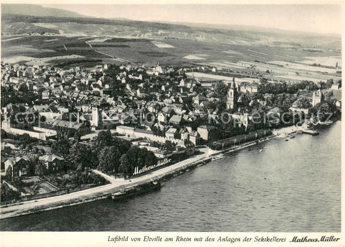 Eltville Rhein Fliegeraufnahme mit den Anlagen der Sektkellerei Matheus Mueller