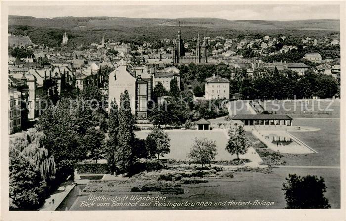 Wiesbaden Blick vom Bahnhof auf Riesingerbrunnen und Herbert-Anlage