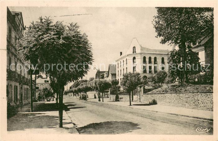 Neris-les-Bains 03 Hotel Bellevue et route Montlucon