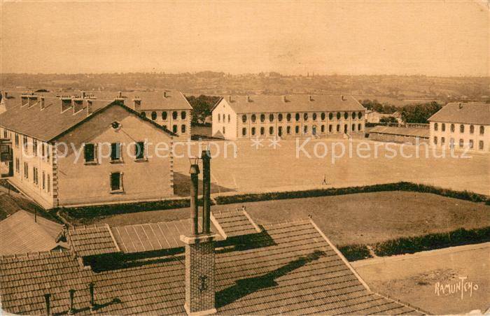 Saint-Maixent Sarthe Caserne Coiffe