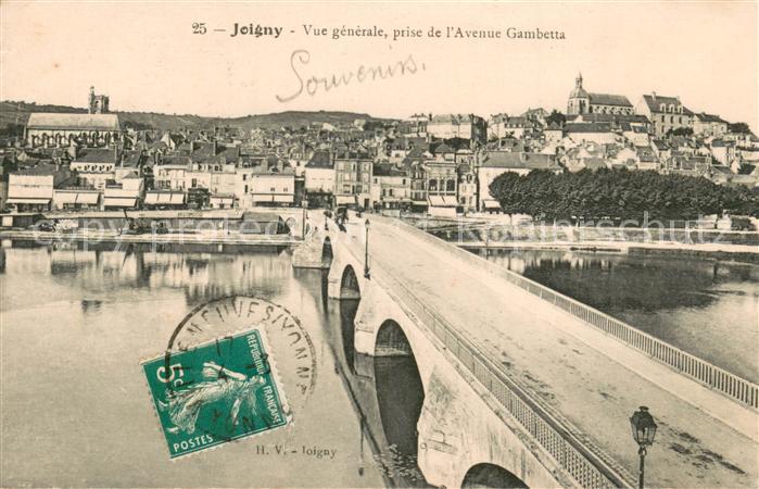 Joigny 89 Yonne Vue generale prise de l’Avenue Gambetta
