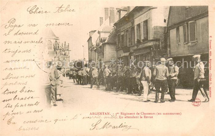 Argentan 61 1er Regiment de Chassuers En attendant la Revue
