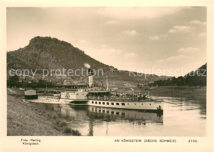 Dampfer Schaufelrad Am Koenigstein foto Hering