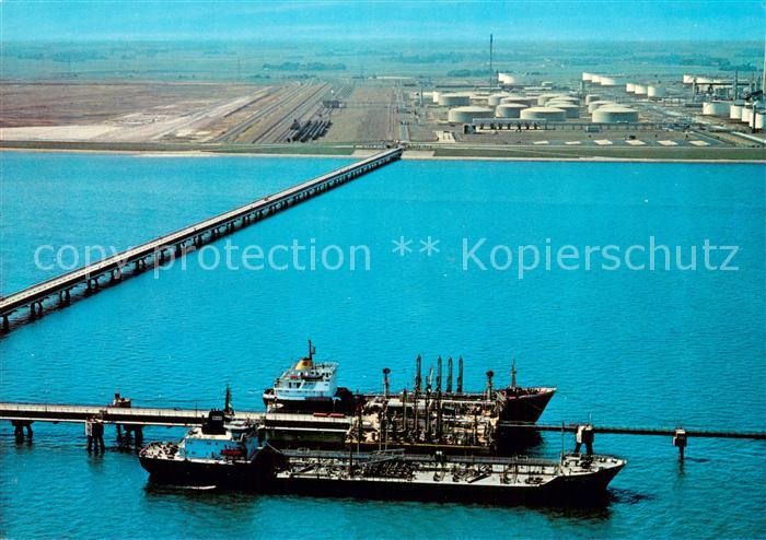 Wilhelmshaven  CITY Fliegeraufnahme Seebruecke Frachtschiffe