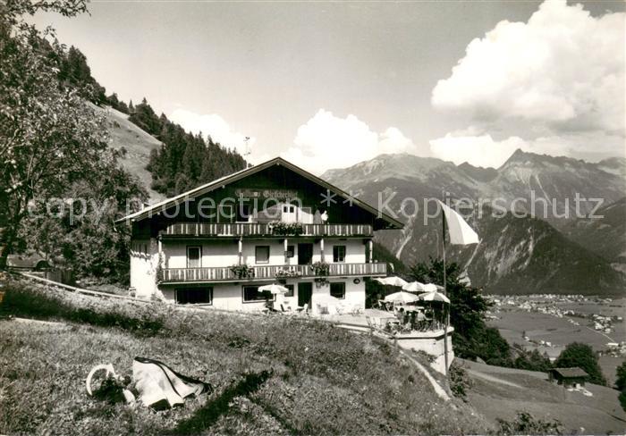 Finkenberg Tirol Alpengasthaus Pension Gletscherblick mit Blick nach Mayrhofen