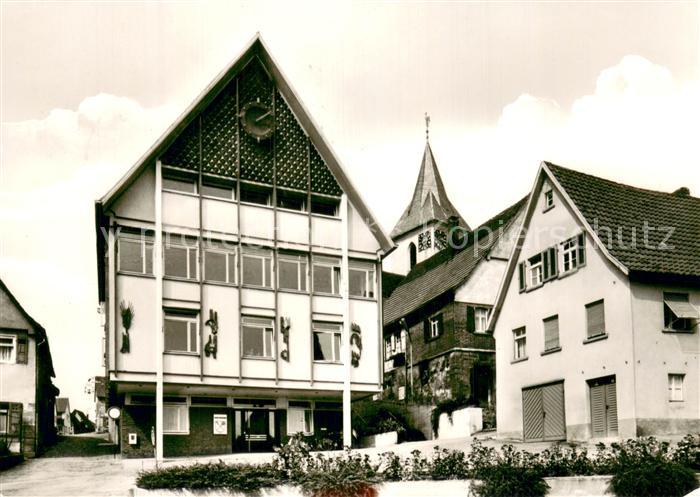 Schwaikheim Rathaus mit Ev Kirche