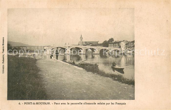 Pont-a-Mousson 54 Pont avec la passerelle allemande refaite par les Francais