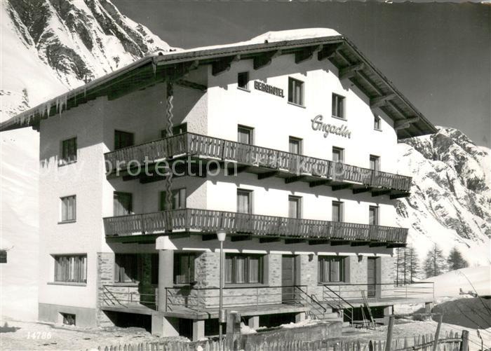 Samnaun Dorf Berghotel Engadin