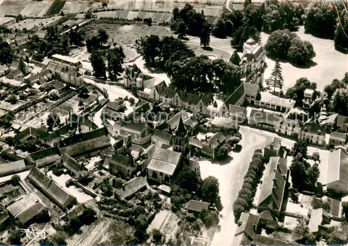 Benais Le Chateau et la Ville Vue aerienne