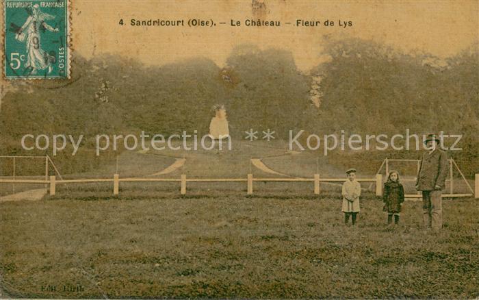 Sandricourt Le Chateau Fleur de Lys