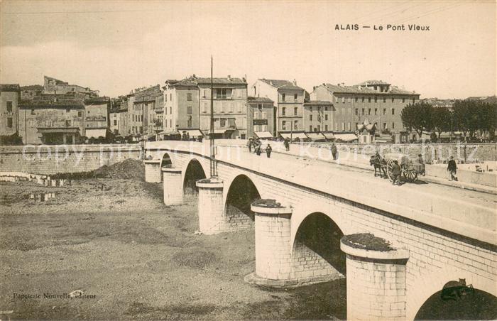 Alais 30 Le Pont Vieux Kutsche
