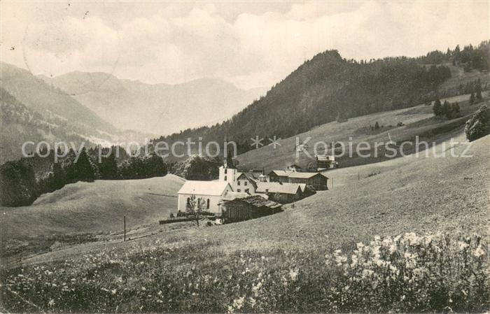 Valzeina GR Panorama mit Kirche
