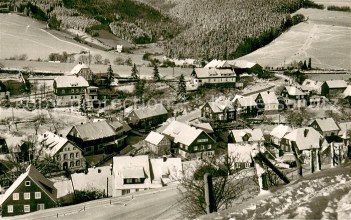 Schwalefeld Gesamtansicht Winter Schnee Wintersportplatz