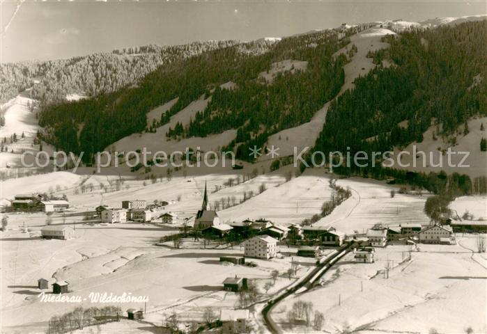 Niederau Wildschoenau AT Gesamtansicht Winter Schnee