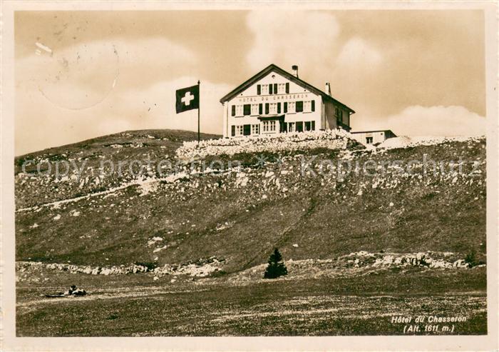 Chasseron VD Hotel Aussenansicht