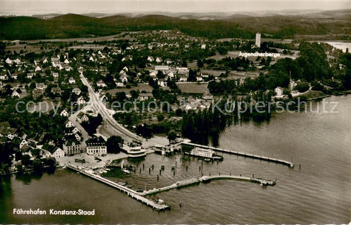 Staad Konstanz Fliegeraufnahme Faehrhafen