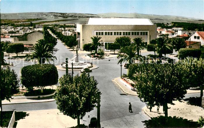 Menzel-Bourguiba Ferryville Tunesie Place de L Independance