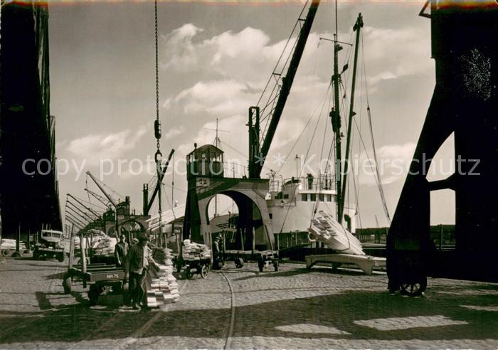 Antwerpen Anvers Arbeit am Hafen
