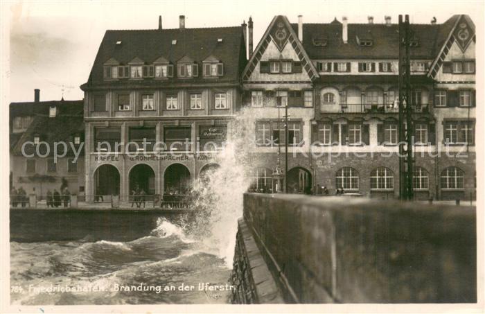 Friedrichshafen Bodensee Brandung an der Uferstrasse