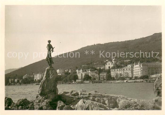 Opatija Abbazia Wahrzeichen Maedchen mit Moewe