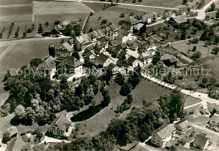 Grueningen ZH Fliegeraufnahme