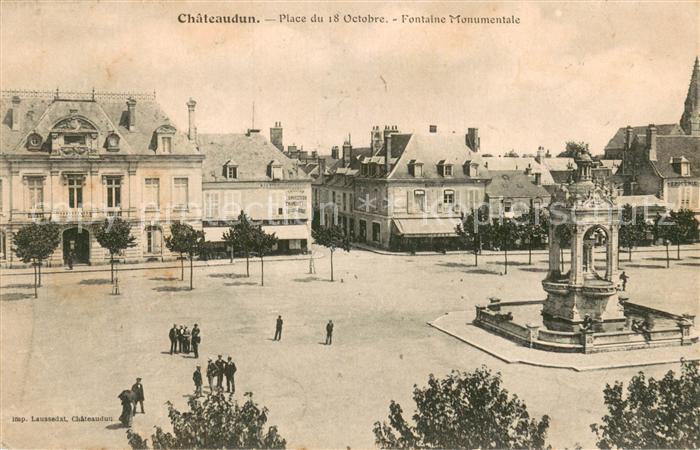 Chateaudun 28 Eure-et-Loir Place du 18 Octobre Fontaine Monumentale