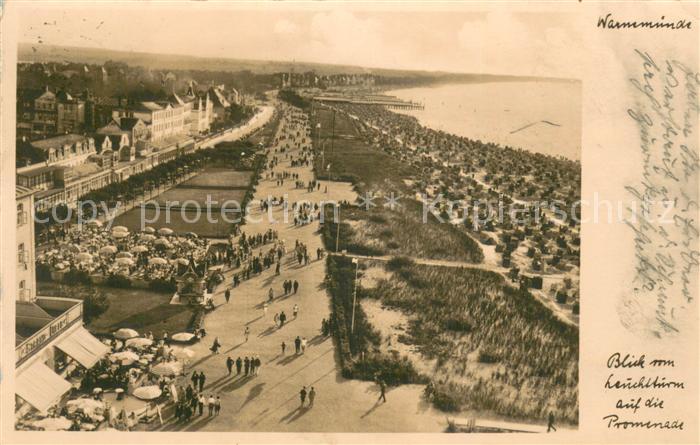 Warnemuende Ostseebad Blick vom Leuchtturm auf die Promenade