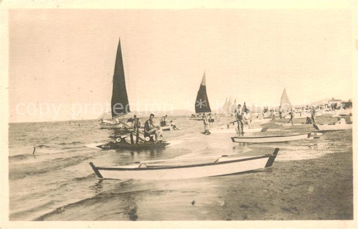 Riccione Rimini IT Am Strand m. Booten