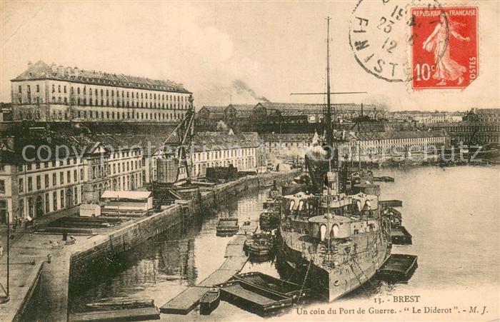 Brest 29 Un coin du Port de Guerre - Le Diderot