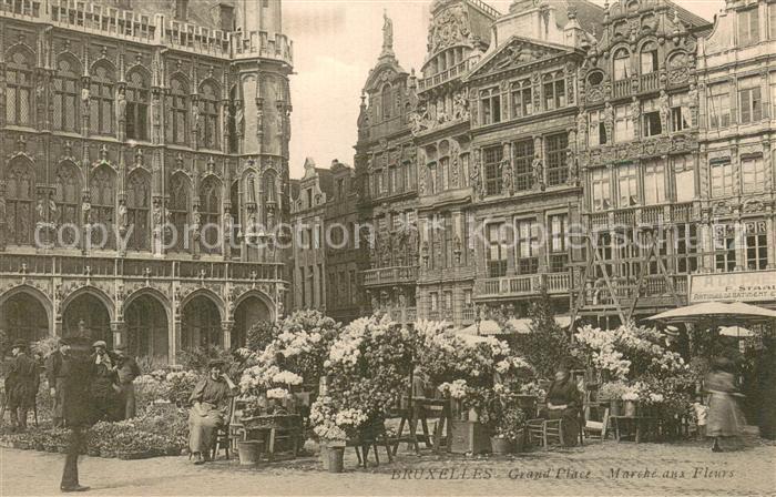 Bruxelles Bruessel Grand Place - Marche aus Fleurs