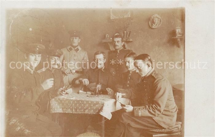 Ehrenbreitstein Maennnergruppe am Kartenspiel