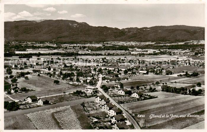Gland  VD Fliegeraufnahme GEsamtansicht m. Jura