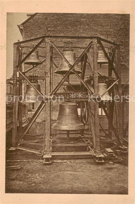 Neustadt Haardt Weinstrasse Bronce Gelaeute mit schmiedeeisernem Glockenstuhl Ka