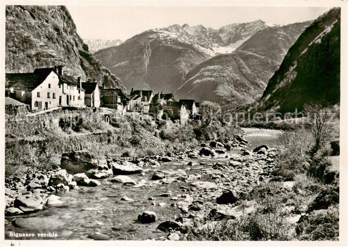 Bignasco TI Village vecchia Bergdorf Partie am Fluss
