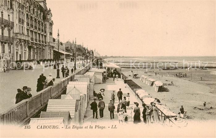 Cabourg 14 Calvados La digue et la plage