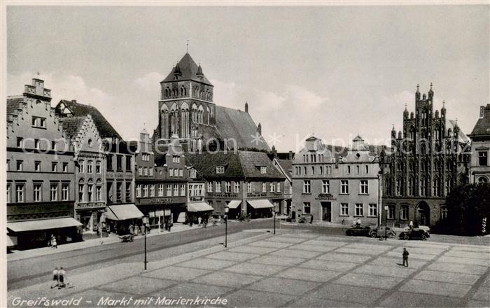 Greifswald Markt mit Marienkirche