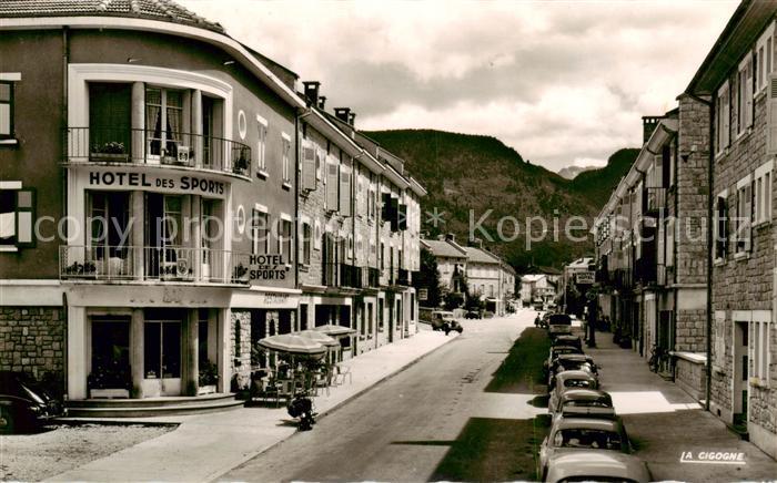 La Chapelle-en-Vercors Rue principale Hôtel des Sports