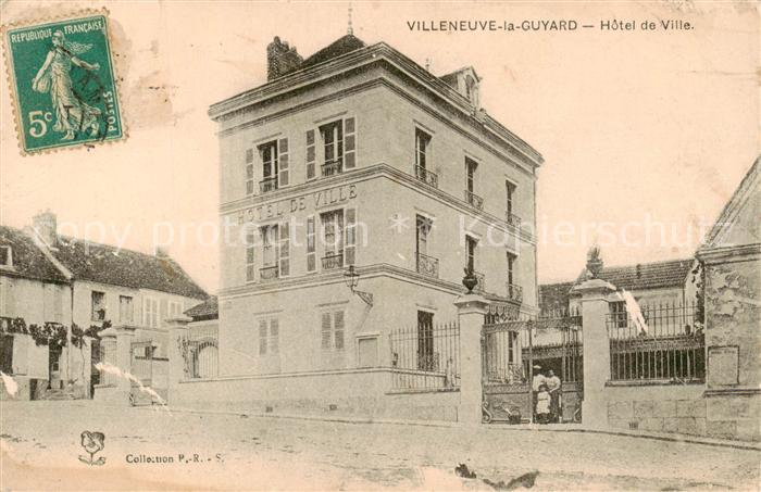 Villeneuve-la-Guyard Hotel de Ville