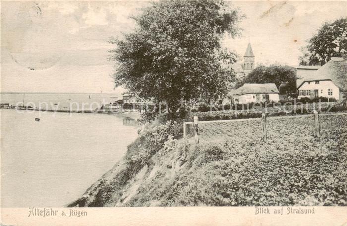 Altefaehr Ruegen mit Blick auf Stralsund