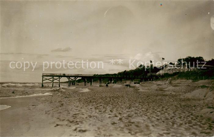 Neuhaeuser Ostpreussen Osteebad PL Strand Seebruecke