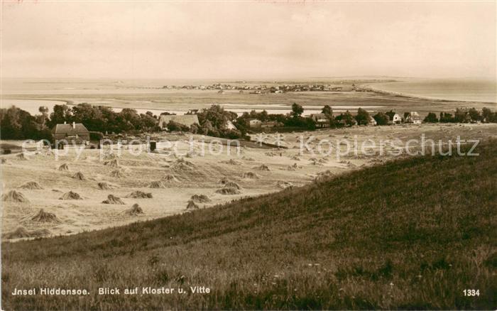 Insel Hiddensee Blick auf Kloster und Vitte